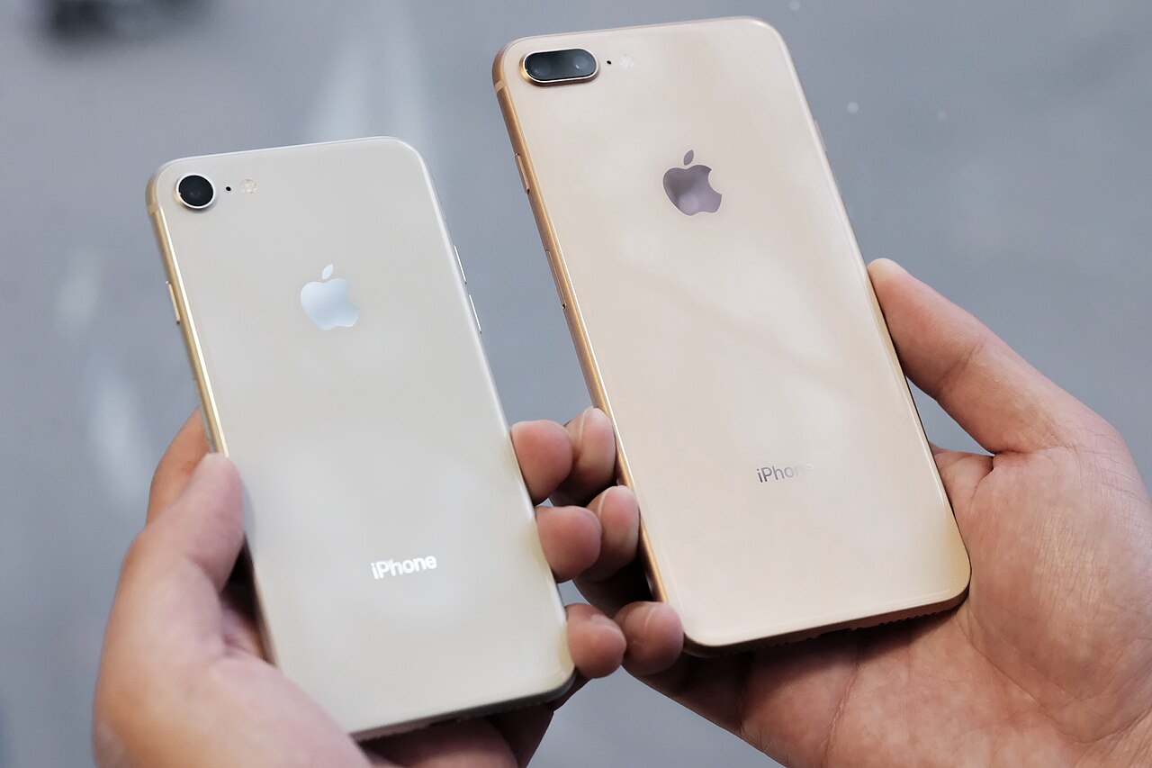 iPhone 8 Plus